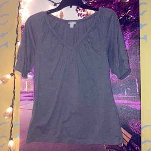 Old navy v neck tee shirt